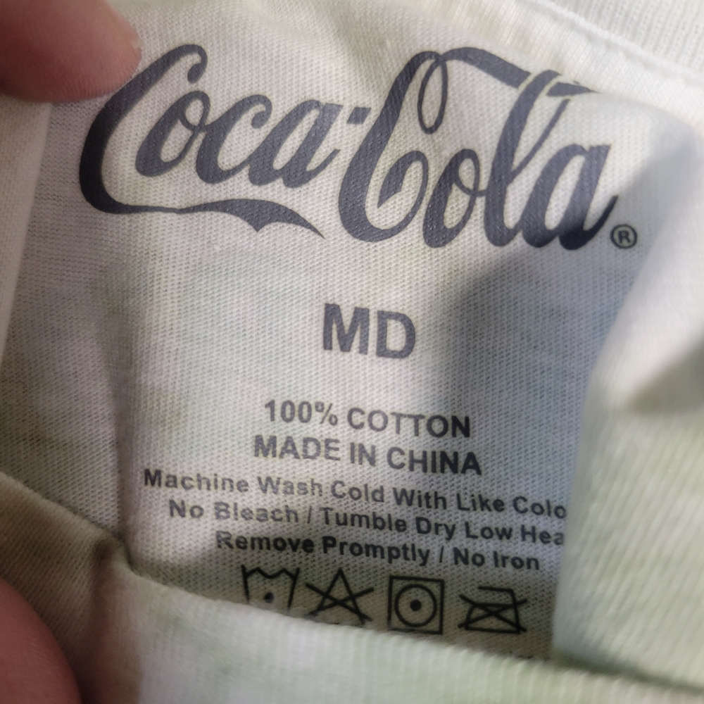 Coca-Cola NWT Have A Coke And A Smile Tie Dye Crip Tshirt Ladies Size Medium - Picture 5 of 5